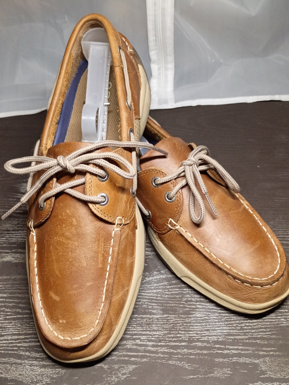 Sperry Classic Brown Leather Men’s 9M Boat Shoes with Cream Soles. Like NEW!!!